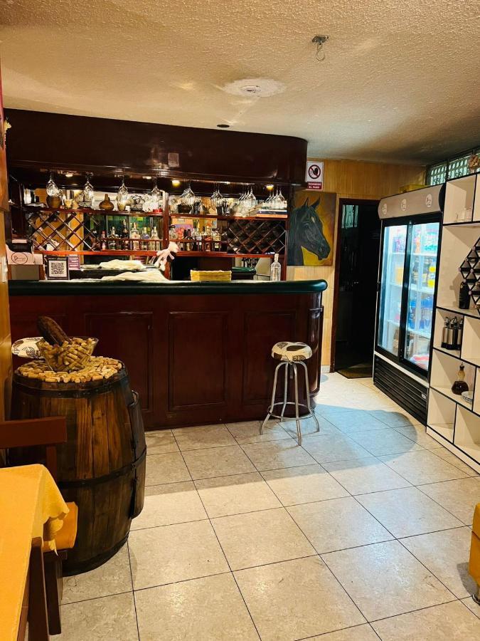 Hotel Bernys Quito Luaran gambar