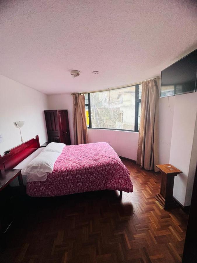 Hotel Bernys Quito Luaran gambar