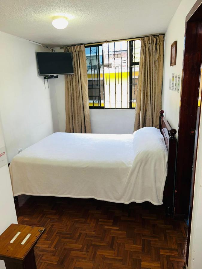 Hotel Bernys Quito Luaran gambar