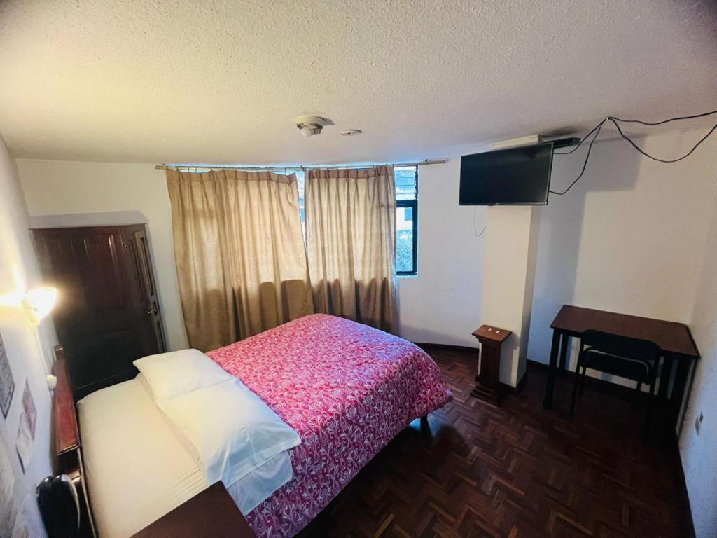 Hotel Bernys Quito Luaran gambar